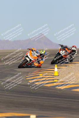 media/Oct-07-2023-CVMA (Sat) [[f84d08e330]]/Race 13 500 Supersport-350 Supersport/